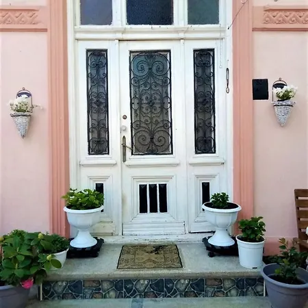 Victory Sea House *